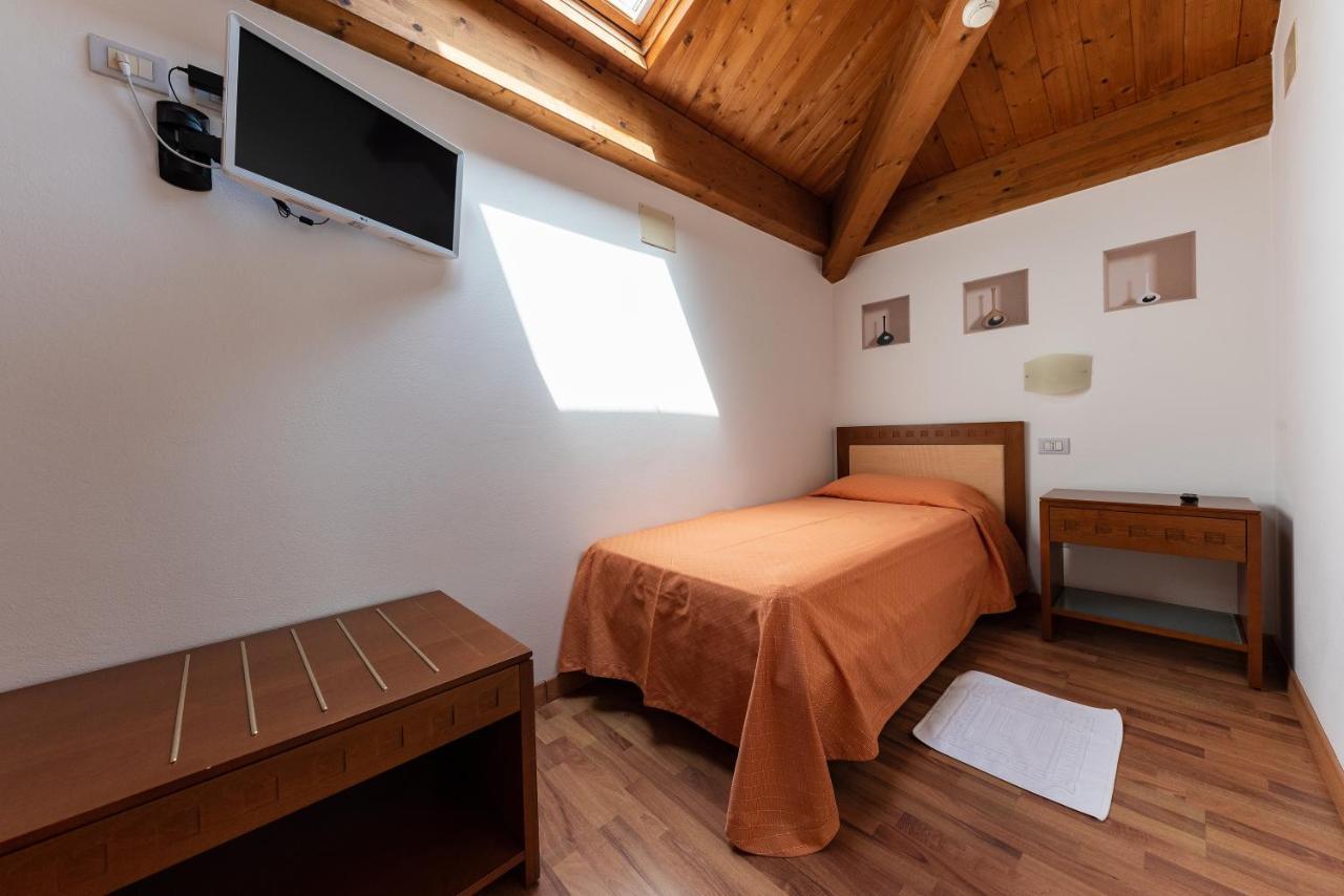 Hotel Escorial Cervia Exterior photo